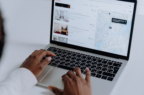 Things to Keep in Mind While Booking a Car Rental Service